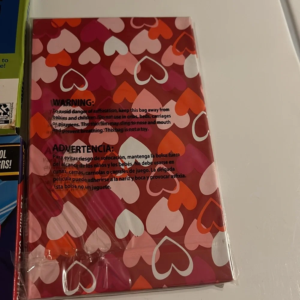 NWT Marvel Spider-Man & Etch Underwater Valentine’s, Valentine’s Day Treat Boxes